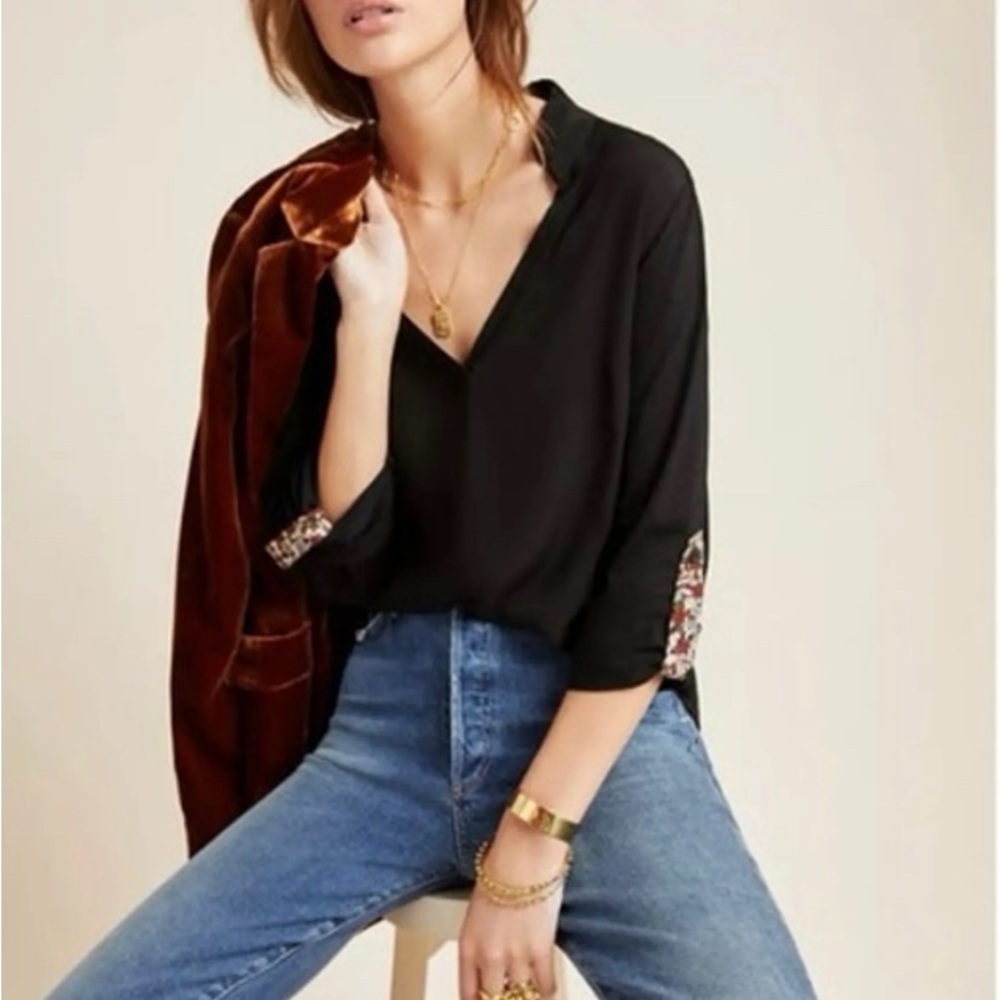 Anthropologie Porridge Aiden Black Roll Tab Sleeve‎ Floral Detail NWT Size Small
